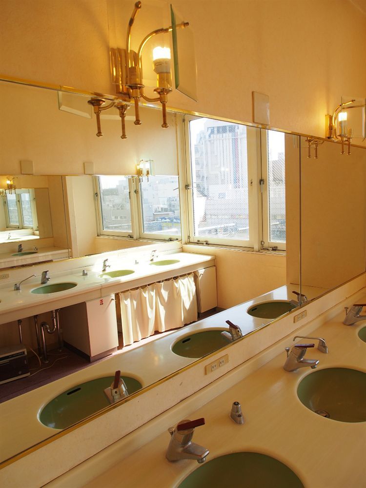 Ueno Station Hostel Oriental Ⅱ Токио Экстерьер фото