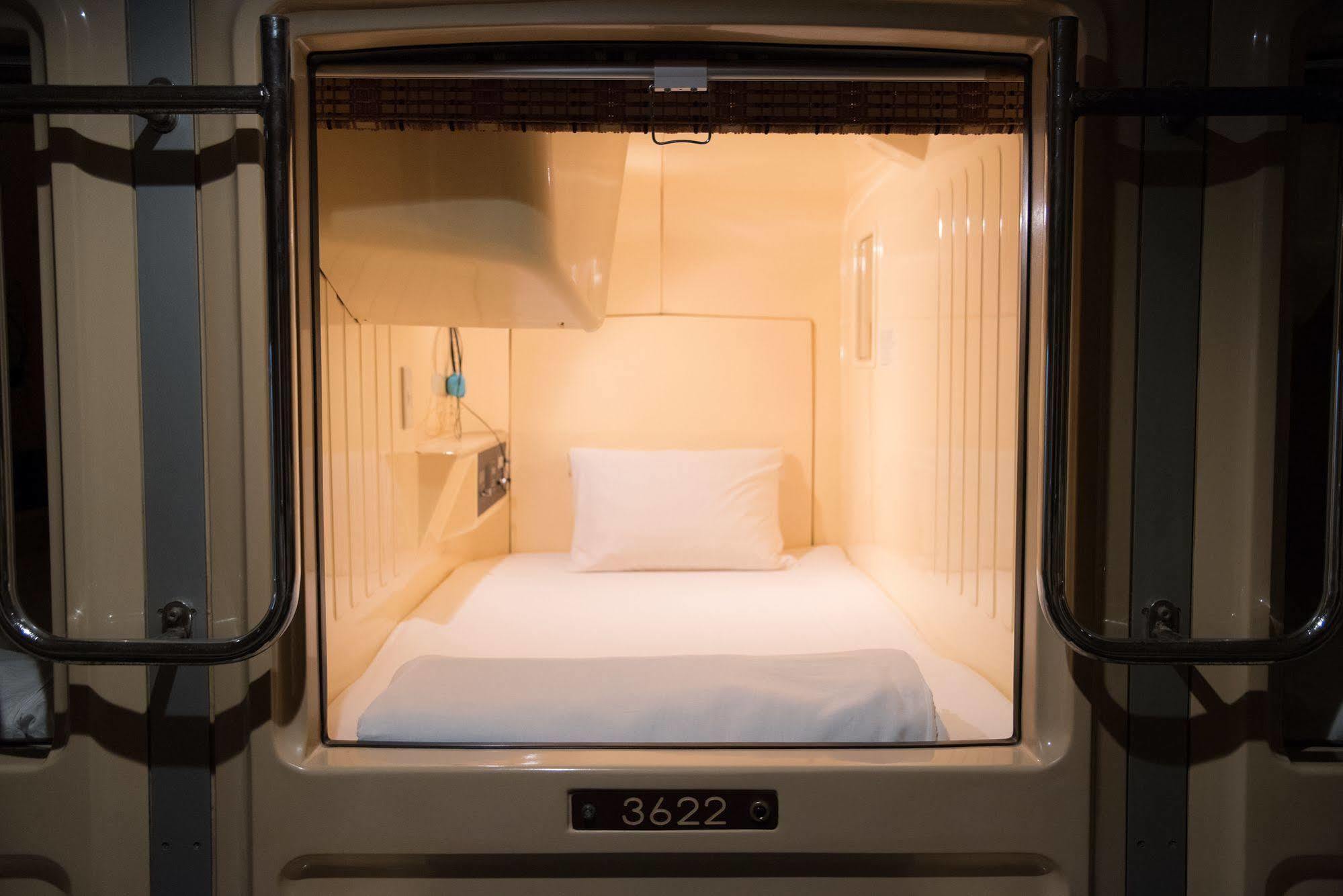 Ueno Station Hostel Oriental Ⅱ Токио Экстерьер фото