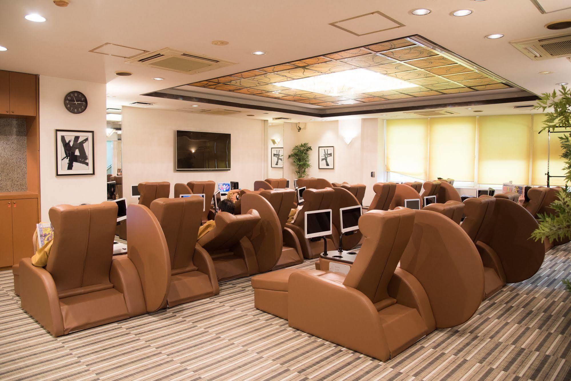 Ueno Station Hostel Oriental Ⅱ Токио Экстерьер фото