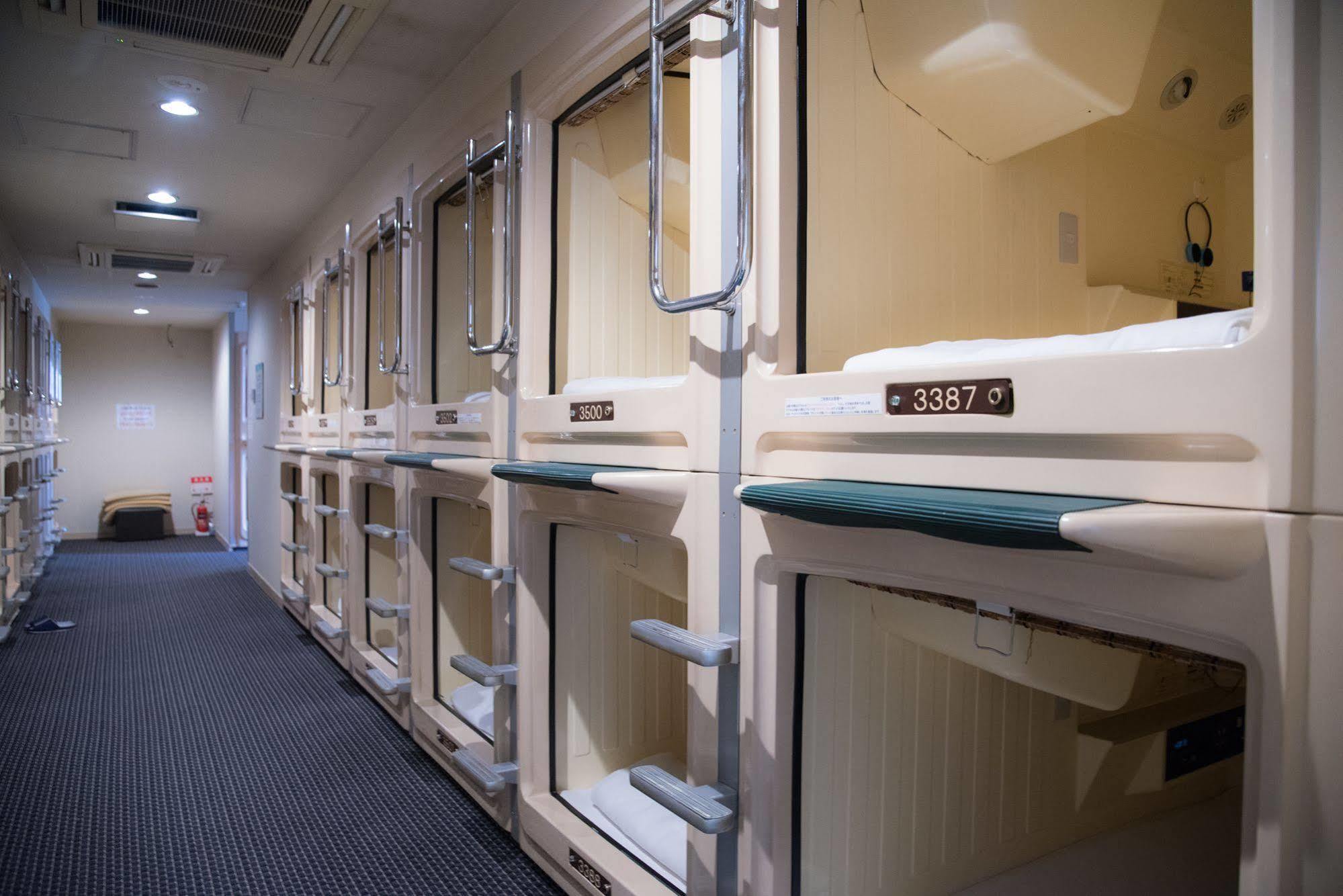 Ueno Station Hostel Oriental Ⅱ Токио Экстерьер фото